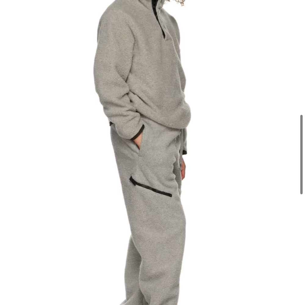 Fear of God ESSENTIALS Fleece Set